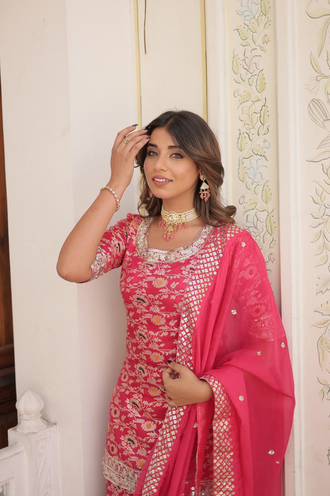 Elevate Your Ethnic Wardrobe with This Exquisite Magenta Kurti Set